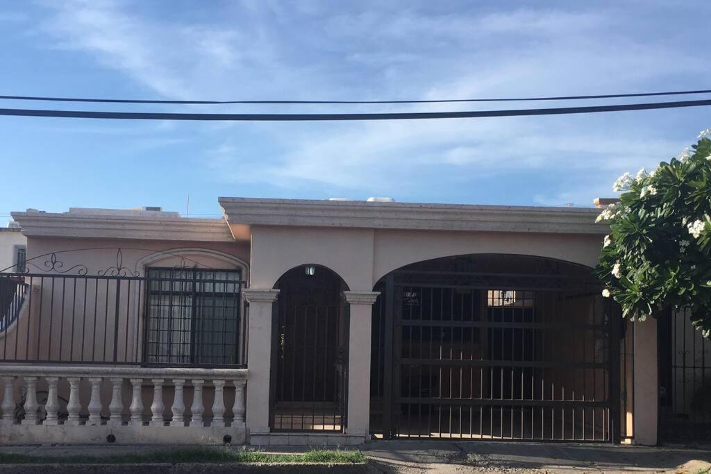 Casa Muy Comoda En Excelente Lugar 에르모시요 외부 사진